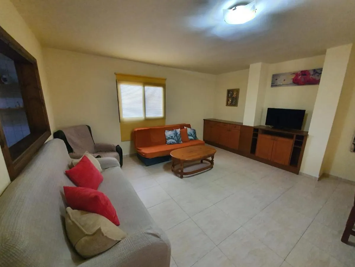 Big Property By The Beach And Natural Pool Costa Del Silencio Lägenhet